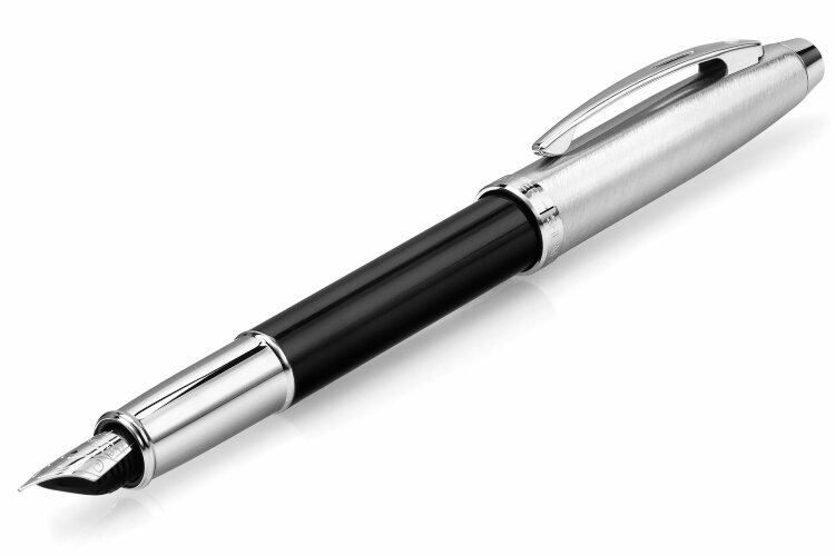 Перьевая ручка Sheaffer 100 Black Chrome (SH E0931343-30)